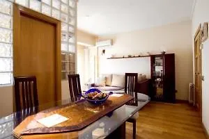 Crystal Touch Apartman Barcelona 0*,